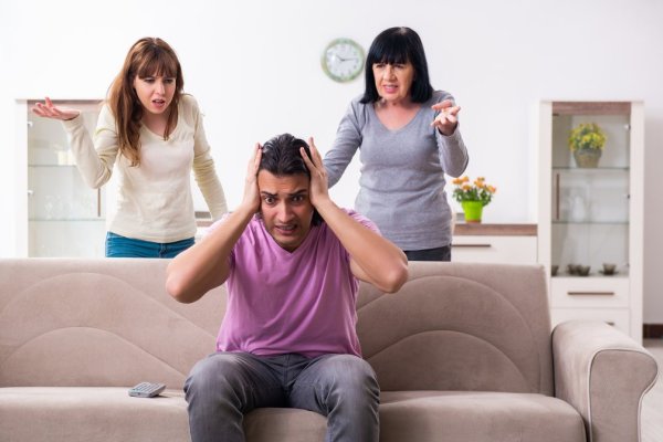 7 questions about mother-in-law, girlfriend yells to break up when she hears it. Blind points on the Internet: Talking skills