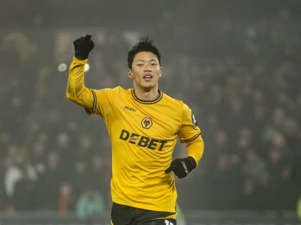 talkSPORT: Wolves are unwilling to let Larson & Huang Xican approaches signing Girona center back Kreggic